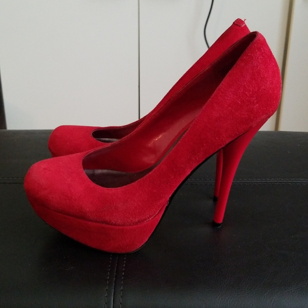 High heels - Picture 3 of 7